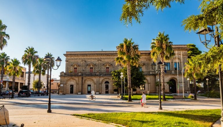 Uma Linda Cidade Italiana Oferece 30 Mil Euros Para Você Se Mudar Para Lá