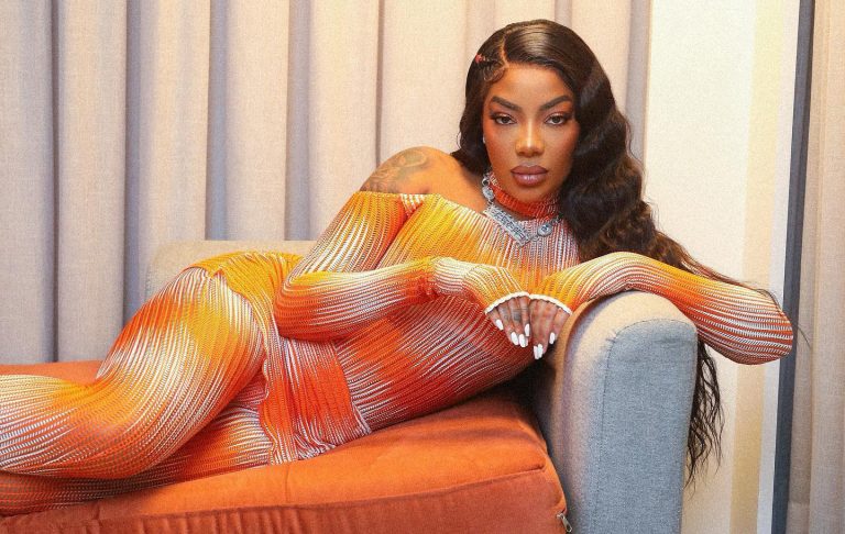 Ludmilla Ganha Grammy Latino Com Melhor Álbum De Samba/Pagode