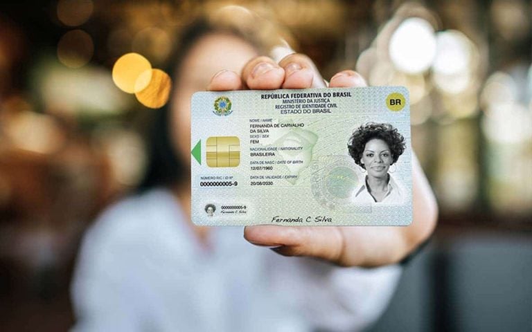 Nova Carteira De Identidade Se Tornou Obrigatória No Brasil