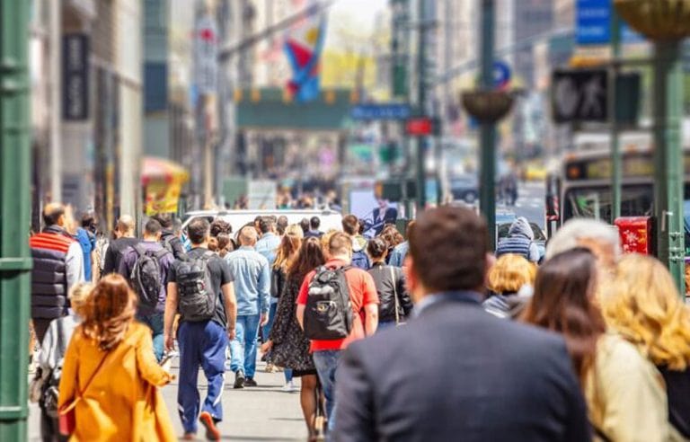 Americanos Continuam Gastando Como Se Não Houvesse Amanhã