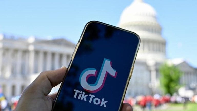 Biden Assina Lei Que Poderá Banir Tik Tok Dos EUA