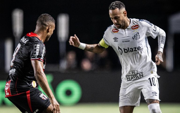 Neymar Makes Triumphant Return to Santos FC After 12-Year